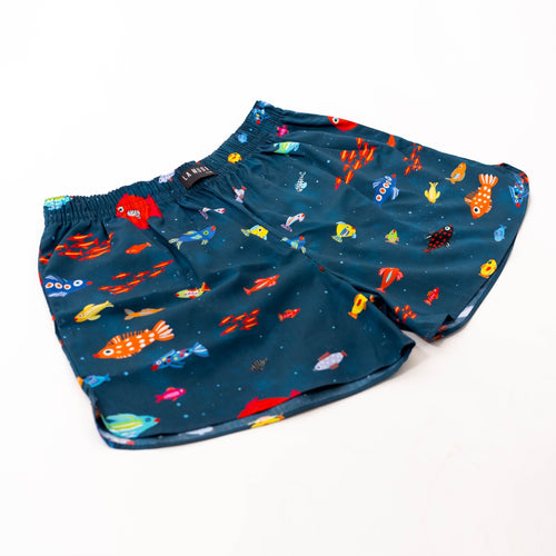 fotografía pantalon corto de mujer aqua parade vista diagonal