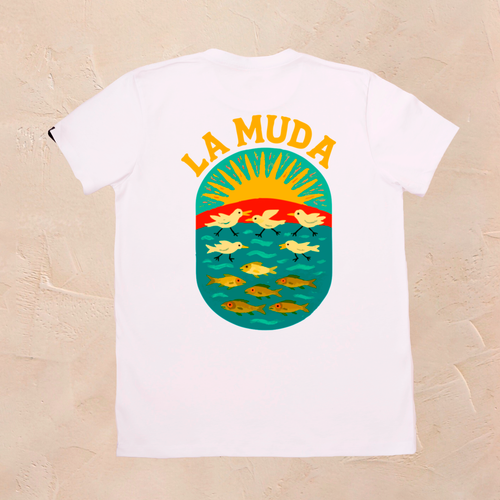 Camiseta con estampado de sol gaviotas y peces, texto la muda