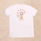 Camiseta blanca con diseño de Pistacho de perro salchicha haciendo malabares, 100% algodón.