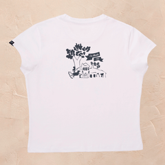 camiseta de mujer con estampado de la muda