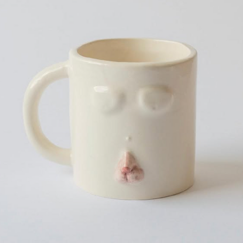 taza con genitales